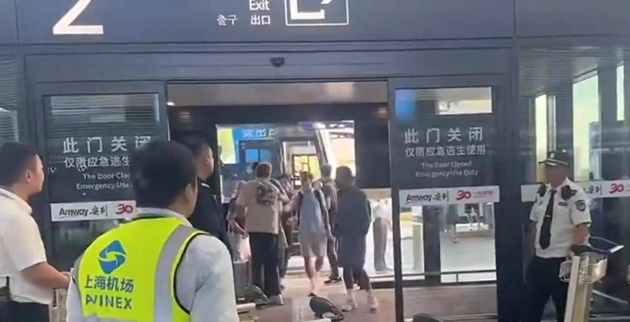 九游体育app-包含亚冠倒计时，上海申花国际比赛日回应争议，细节引发关注，球迷炸锅，医务组通报恢复的词条