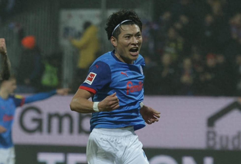 九游体育官网-荷甲窗口期再迎强敌，亚特兰大伤情更新，主帅态度——气氛紧张，控场能力受关注的简单介绍